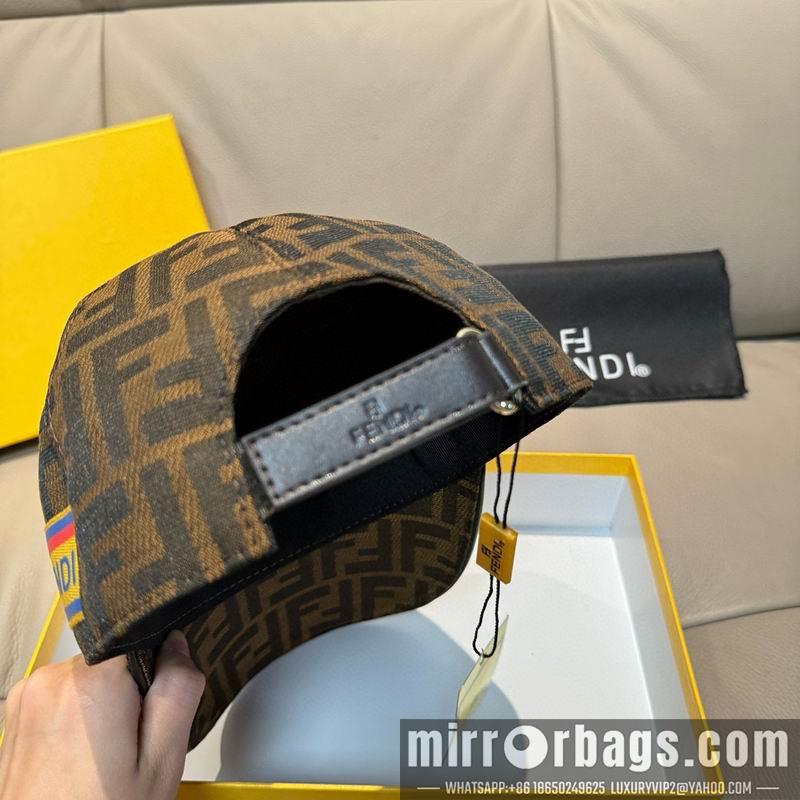 Fendi Hat dx95