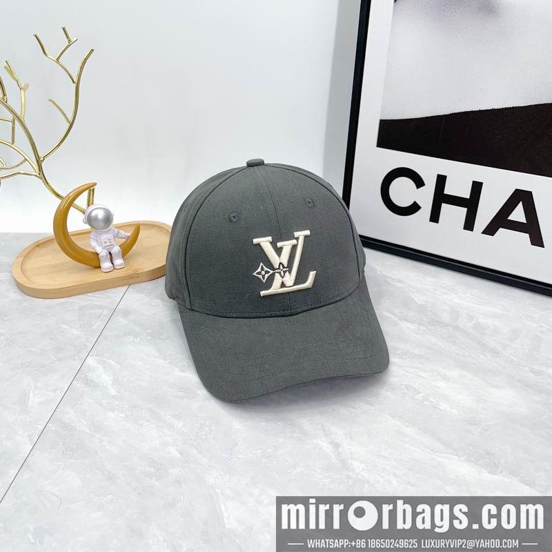 LV Hat dx71