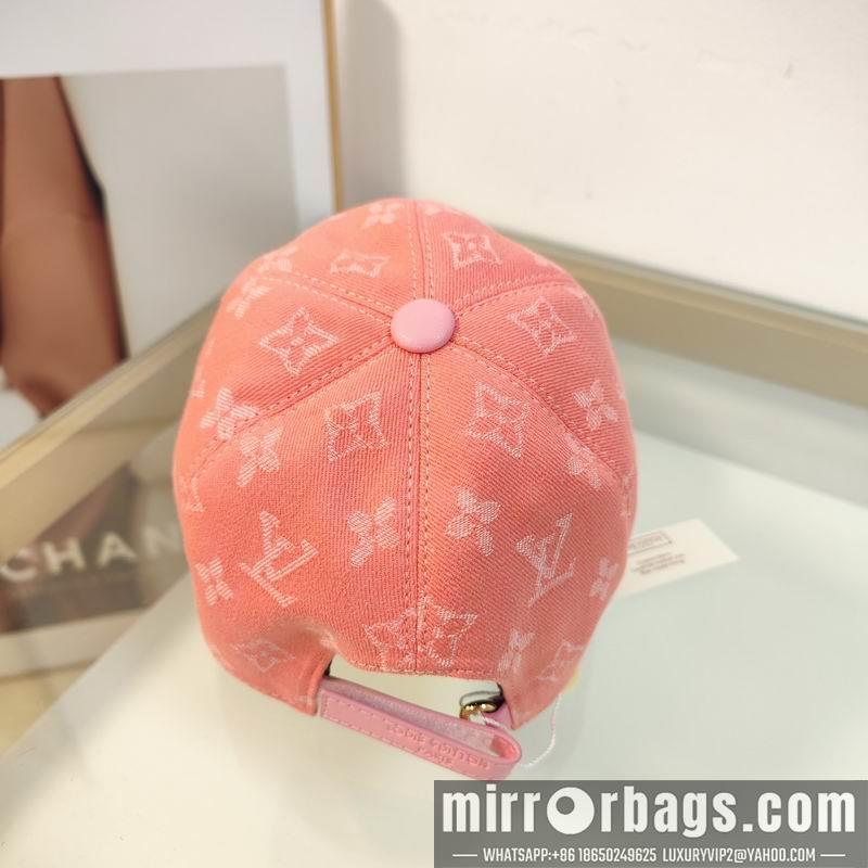 LV Hat dx136