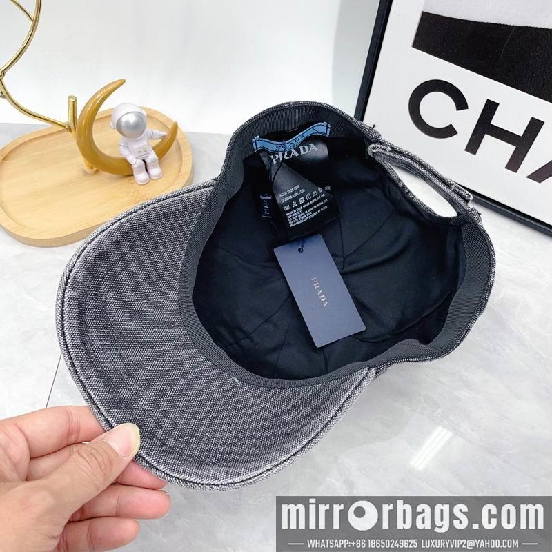 Prada Hat dx28