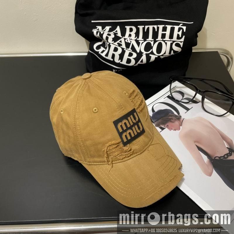 MiuMiu Hat dx29