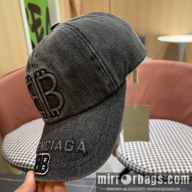 Balenciaga Hat 010202