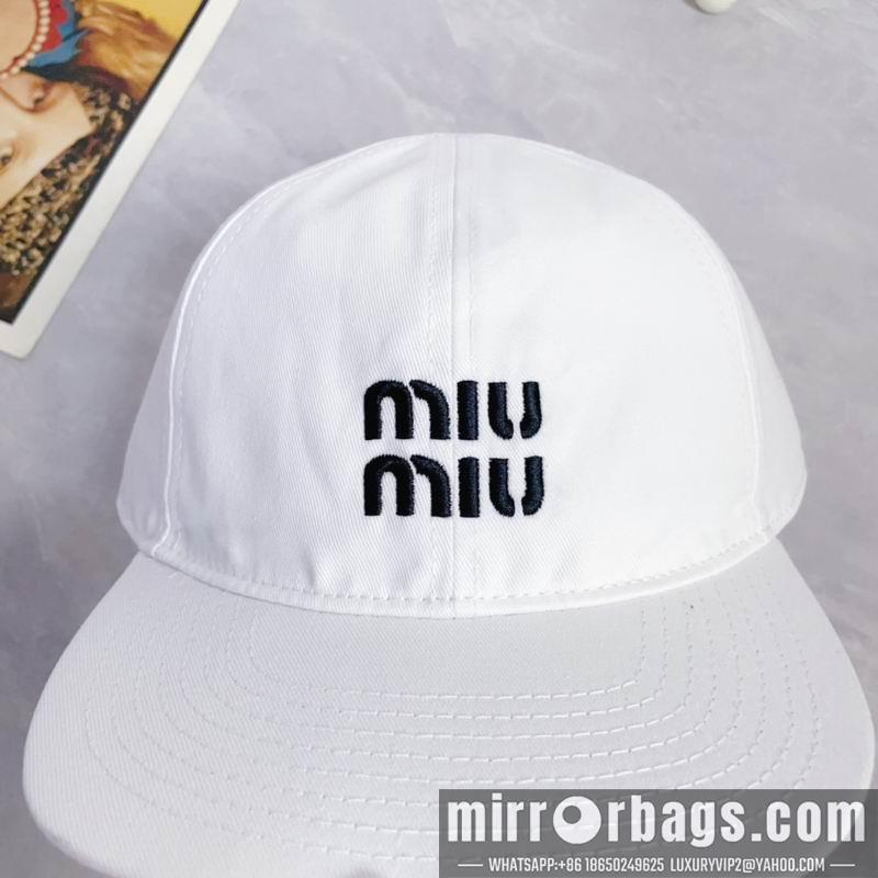 Miumiu Hat dx30