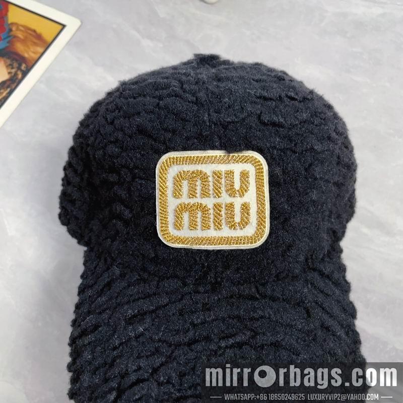 Miumiu Hat dx66