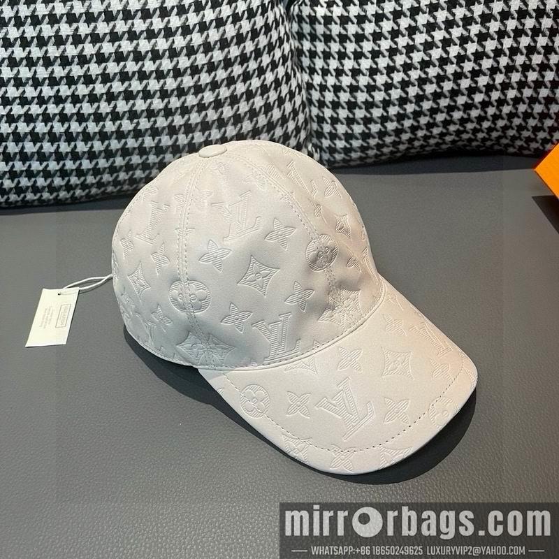 LV Hat 072210