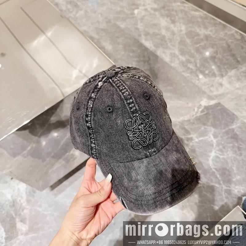 Loewe Hat 072201