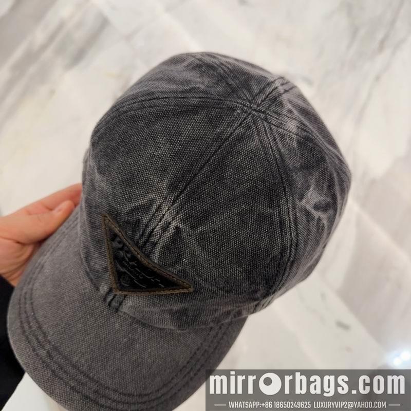 Prada Hat dx23