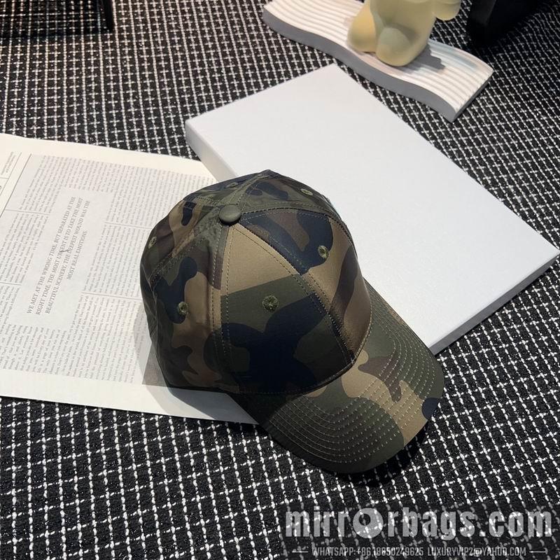 Prada Hat dx01