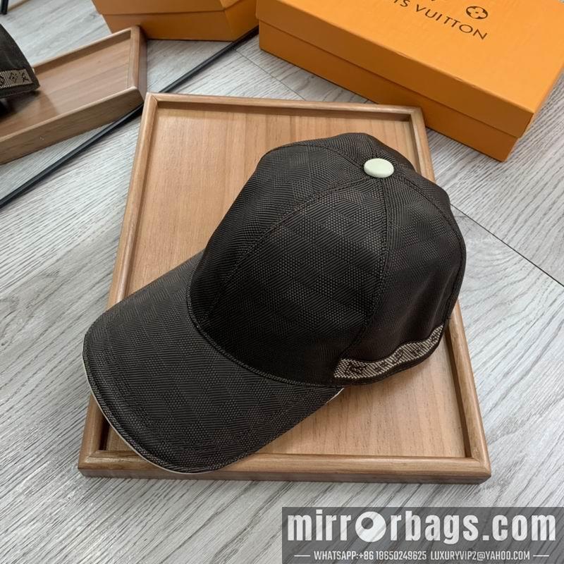 LV Hat dx151