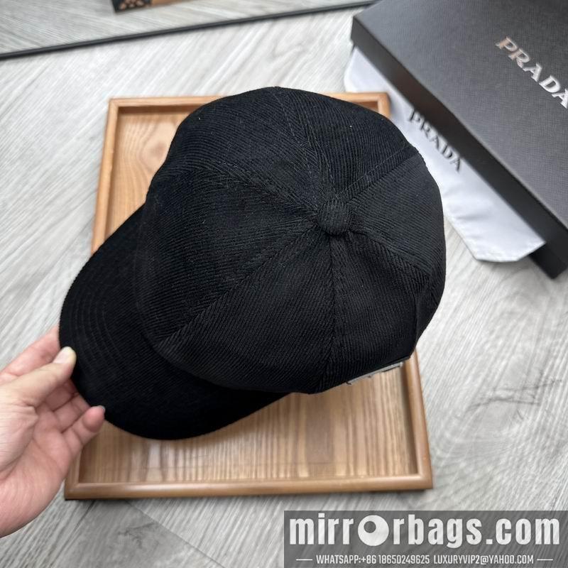 Prada Hat dx52