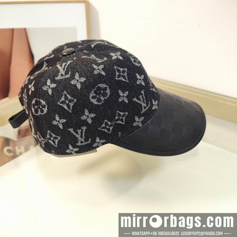 LV Hat dx133