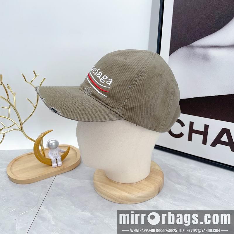 Balenciaga Hat dx50