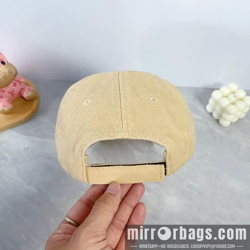 Balenciaga Hat dx53