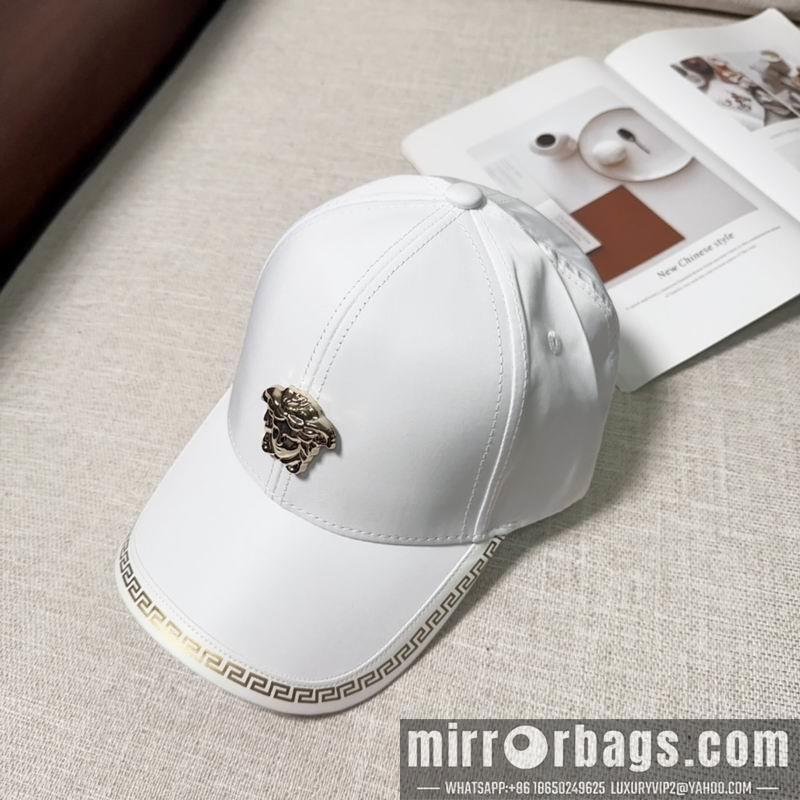 Versace Hat dx08