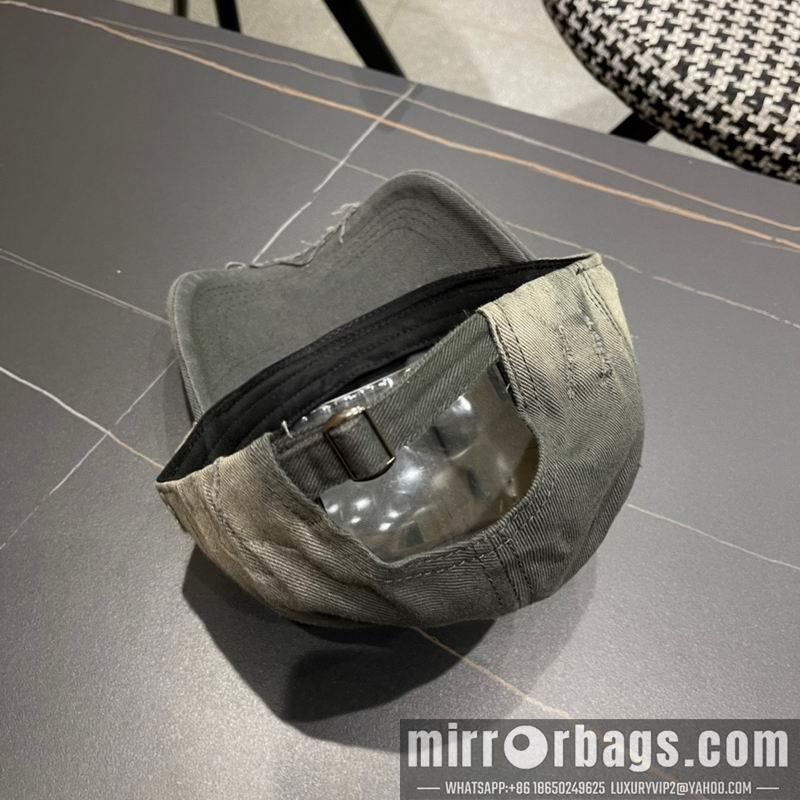 Prada Hat 090601