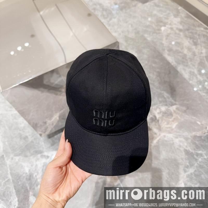 Miumiu Hat 050704