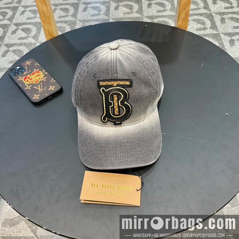 Burberry Hat 042802
