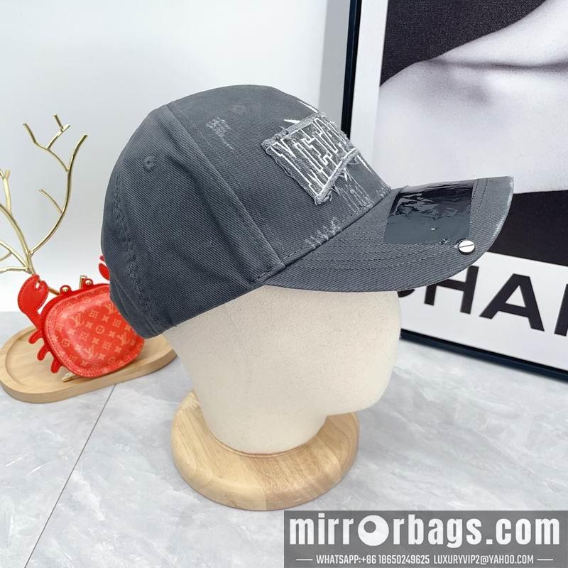 Balenciaga Hat dx01
