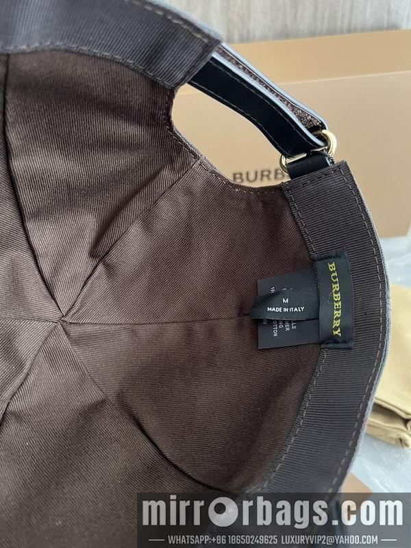 Burberry Hat dx39