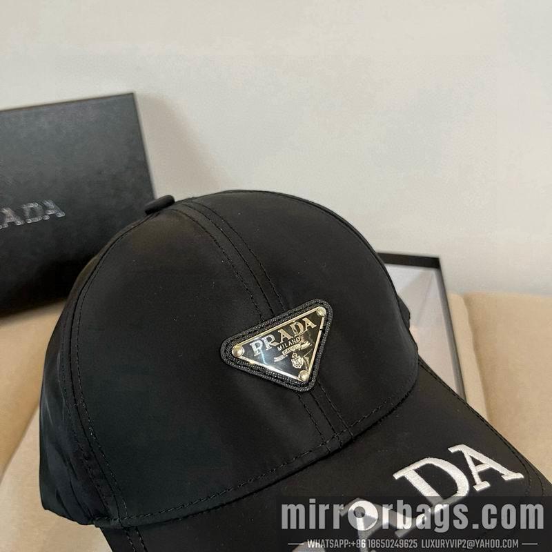 Prada Hat dx20