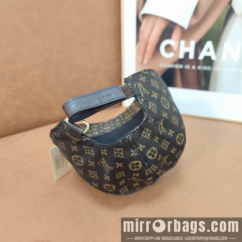 LV Hat dx79