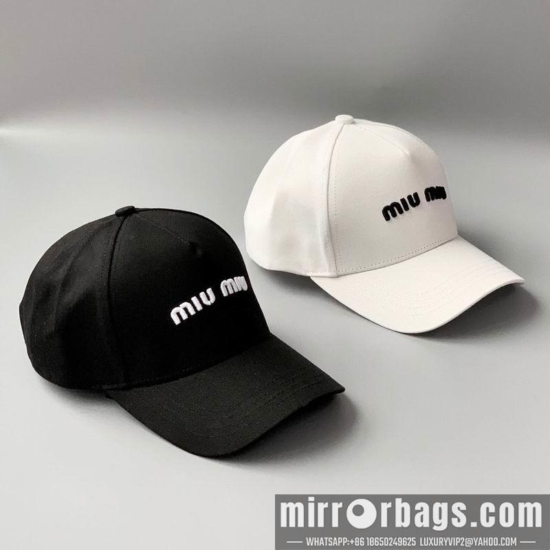Miumiu Hat dx32