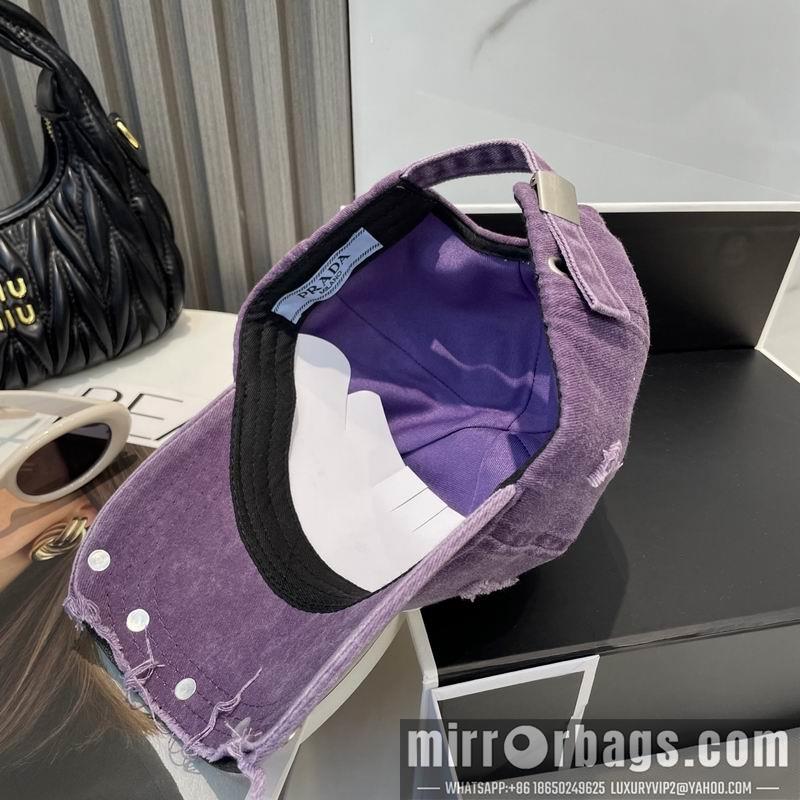 Prada Hat 040202