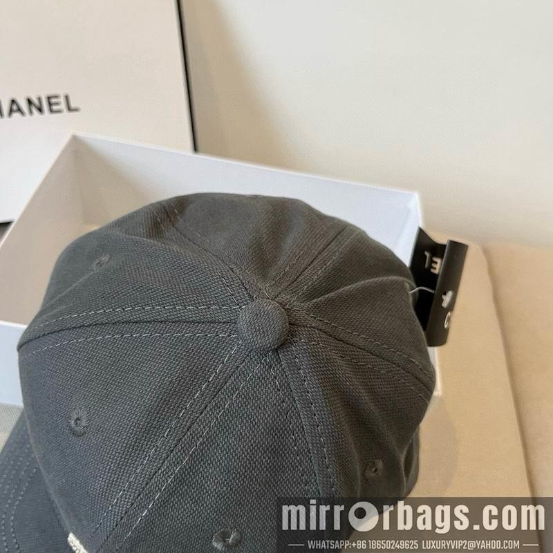 Chanel Hat dx37