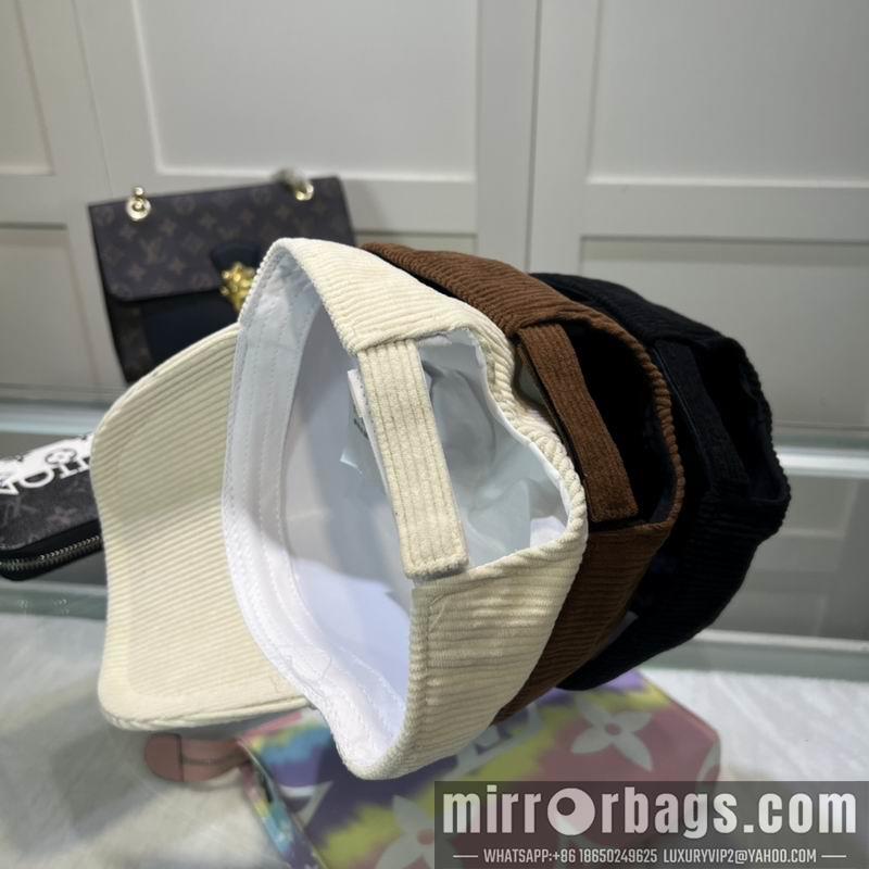 Miumiu Hat dx87