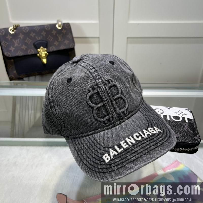 Balenciaga Hat dx31