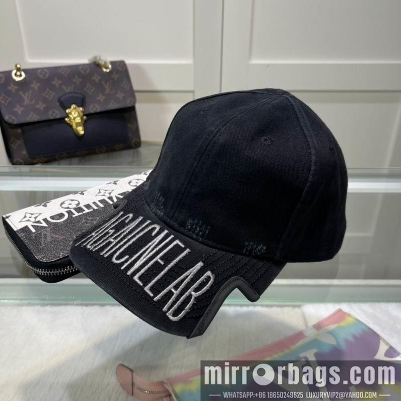 Balenciaga Hat dx99