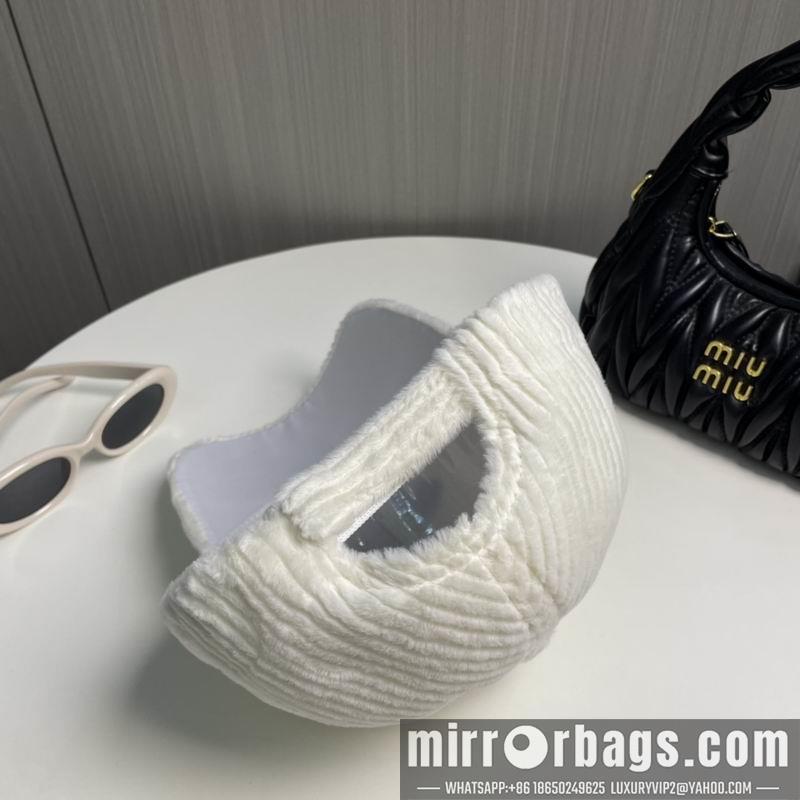 Chanel Hat 010401