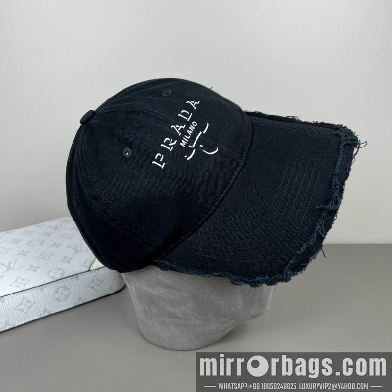 Prada Hat dx30