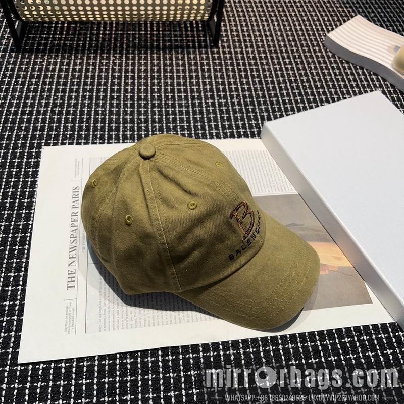 Balenciaga Hat dx08