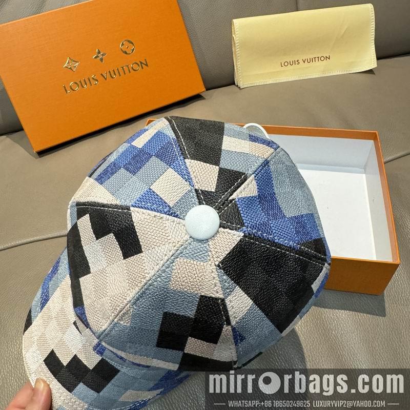 LV Hat dx161