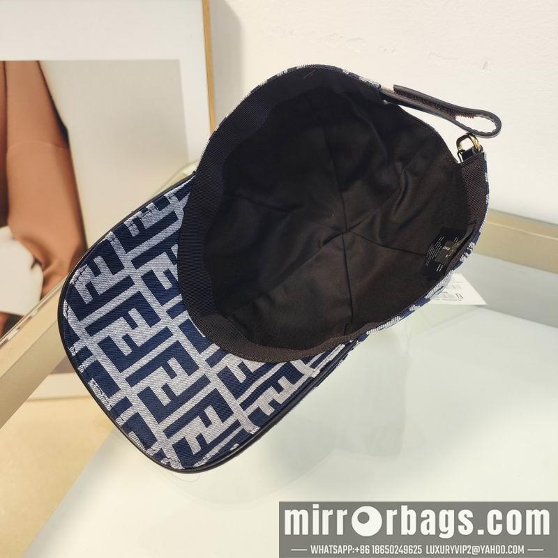 Fendi Hat dx69