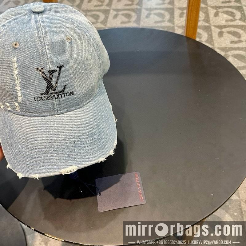 LV Hat 072302