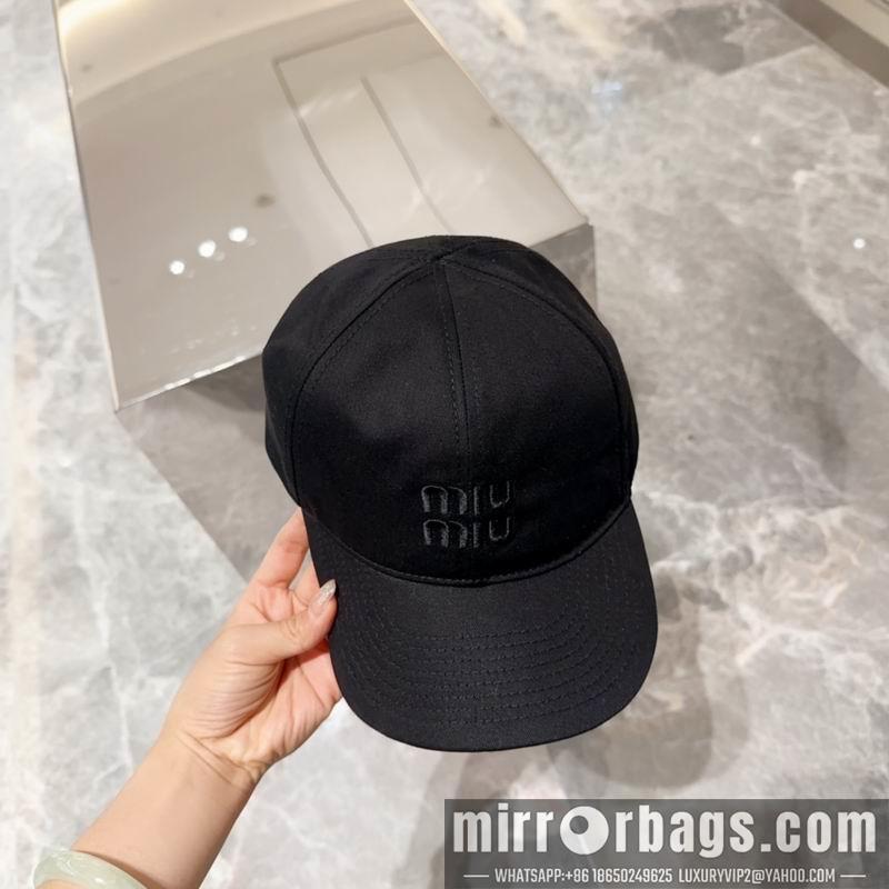 Miumiu Hat 050704