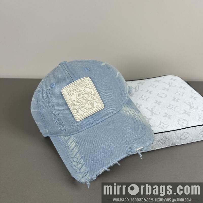 Loewe Hat dx42