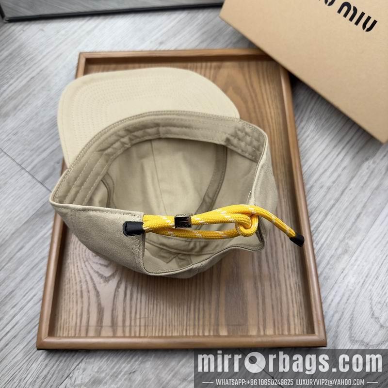 Miumiu Hat dx62