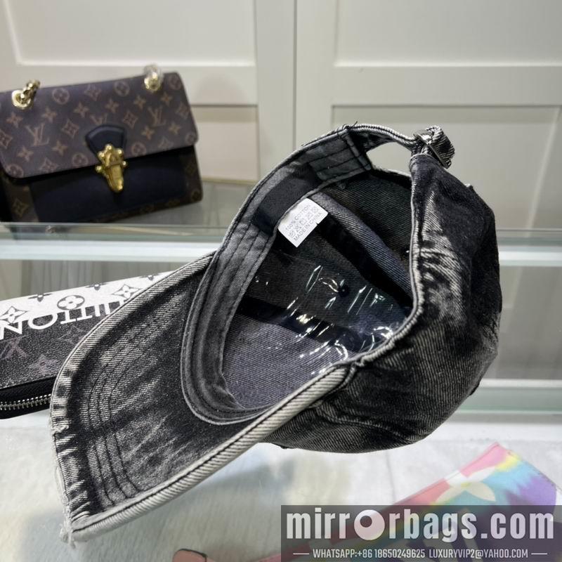 Prada Hat 042803
