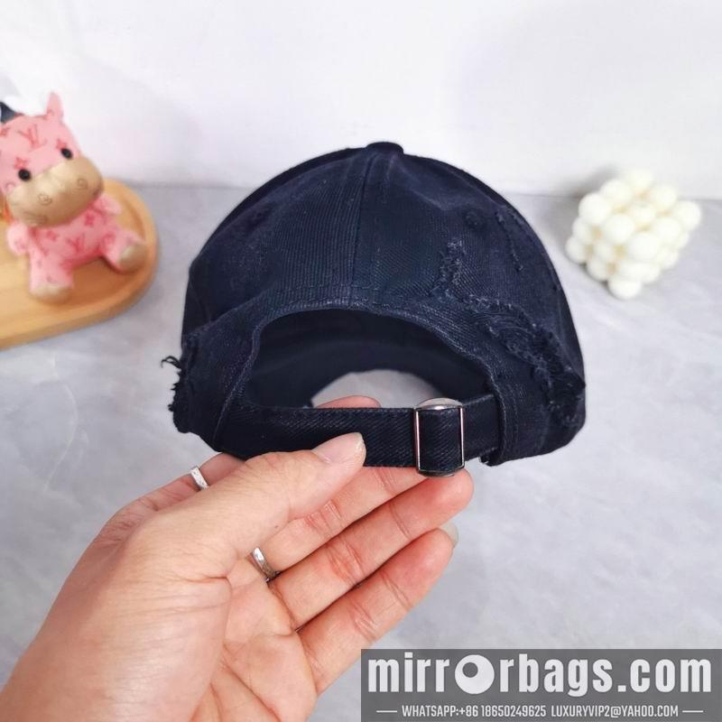 Prada Hat dx15