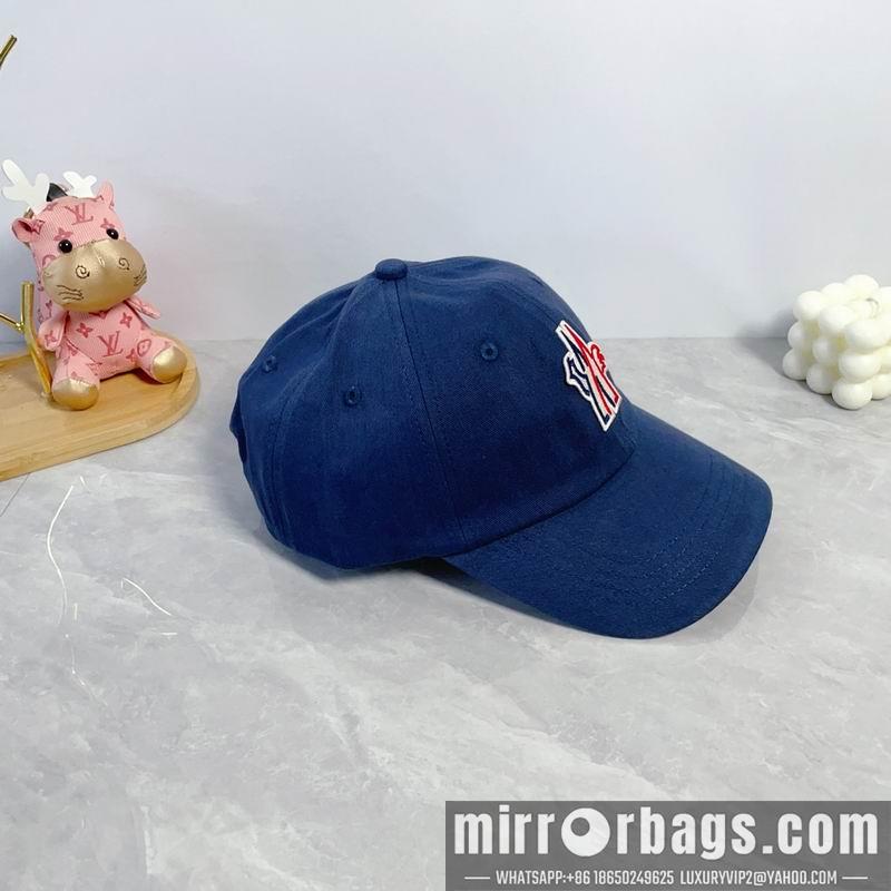 Moncler Hat dx07