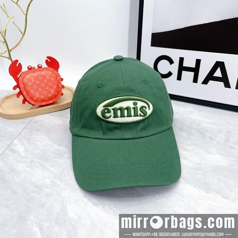 Emis Hat dx04