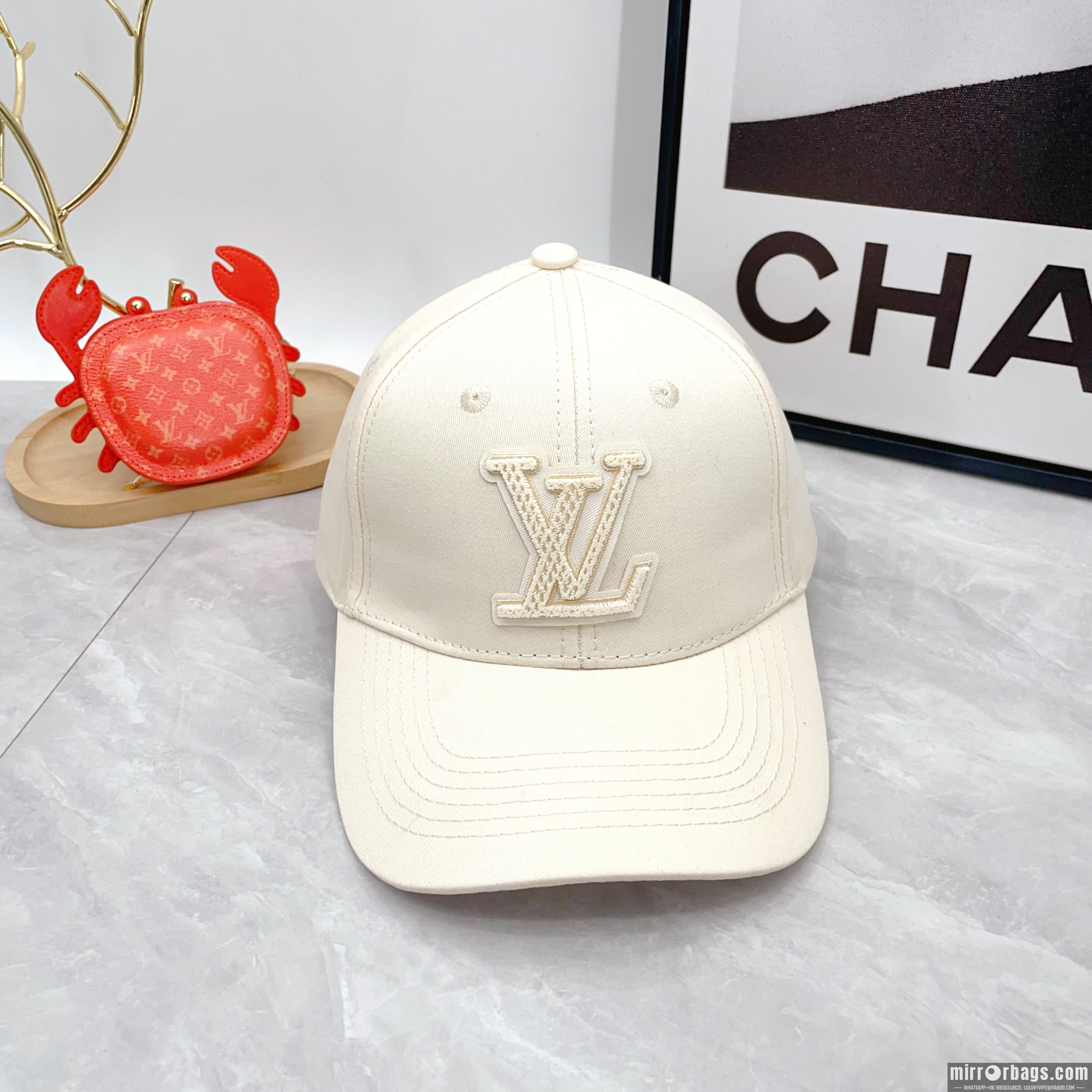 LV Hat dx04