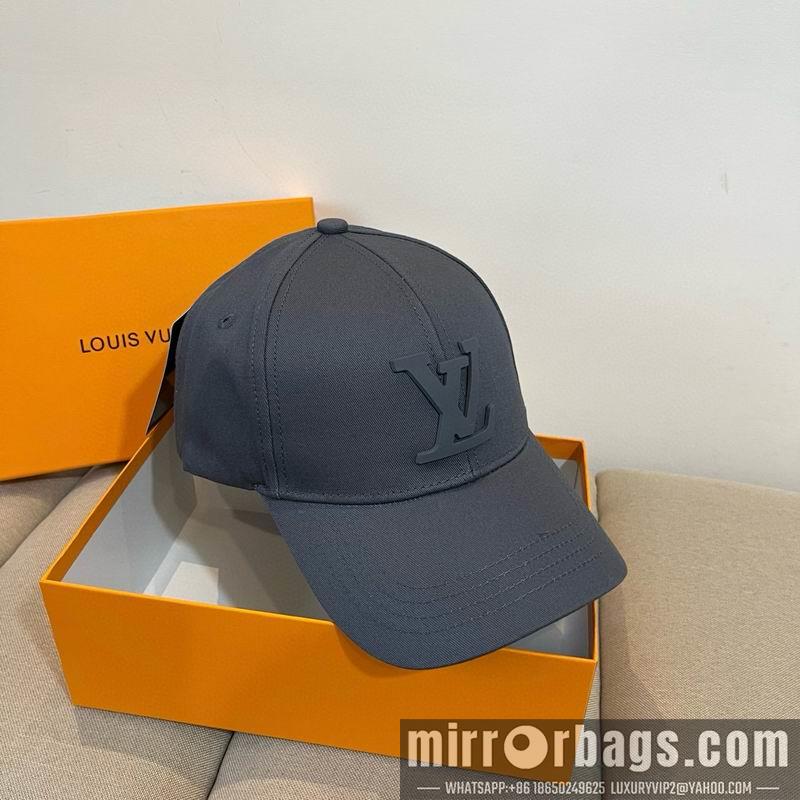 LV Hat dx40
