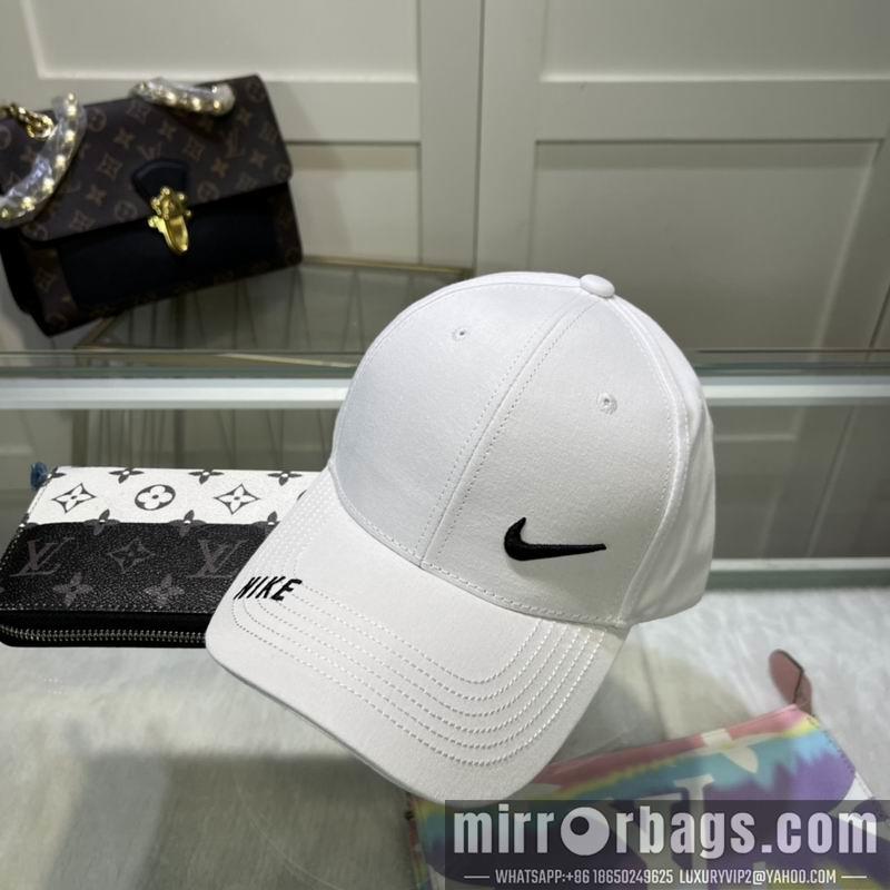 Nike Hat 061073