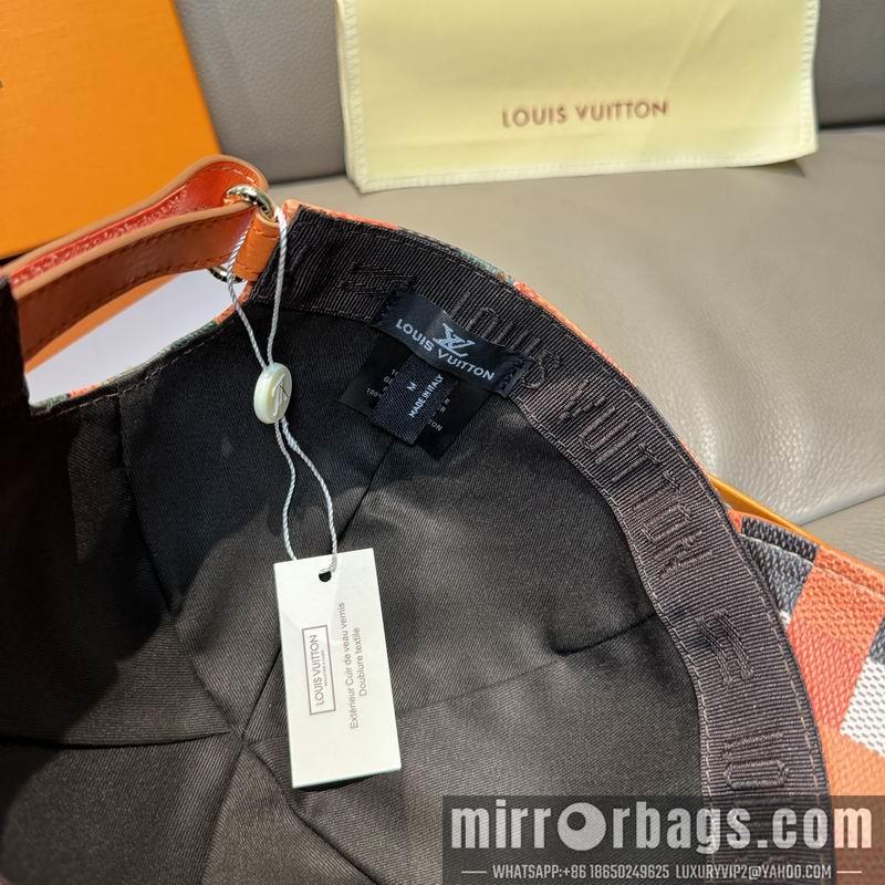 LV Hat dx161