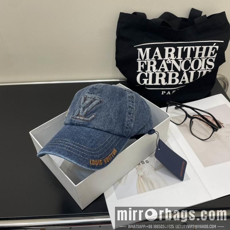LV Hat 072206