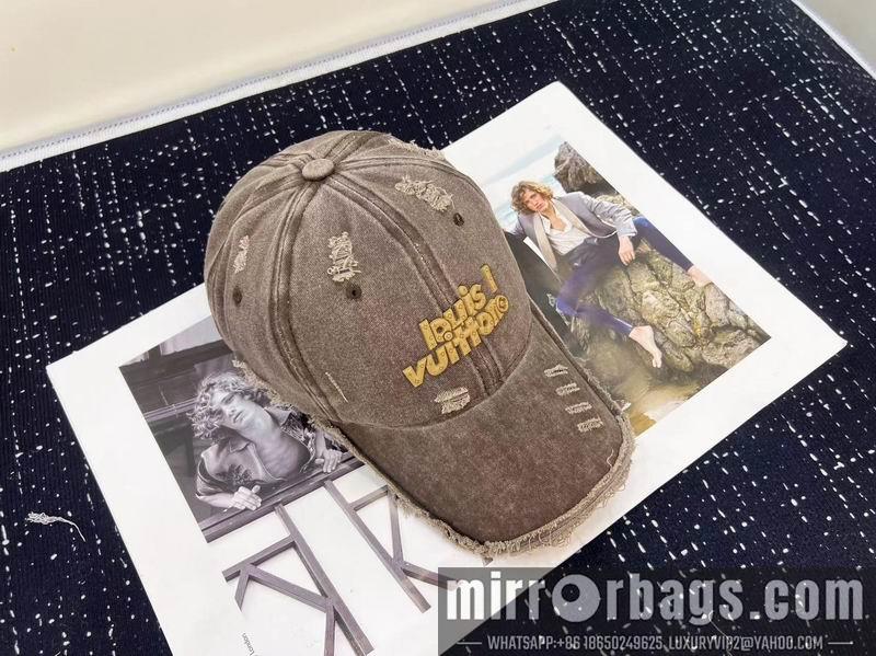 LV Hat dx109